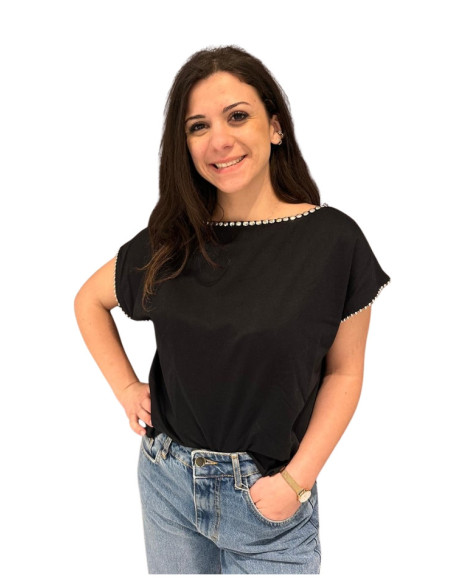 T-shirt nera con borchie donna Zahjr