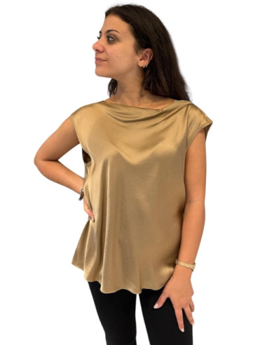 Top smanicato scollo a V sul retro