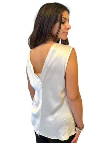 Top smanicato scollo a V sul retro