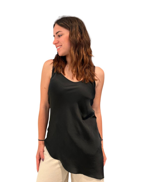 Top asimmetrico NERO