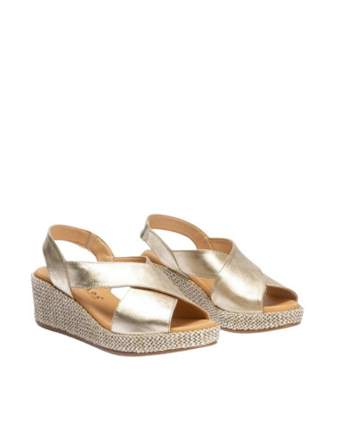 Sandali con Zeppa Bassa Oro Pitillos 11265 | Pelle Metallizzata