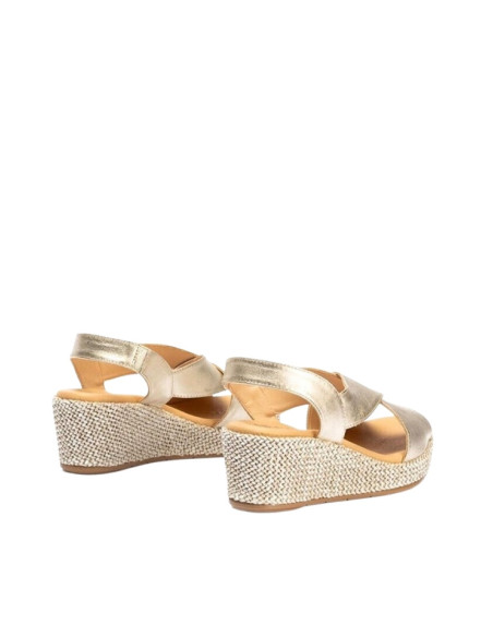Sandali con Zeppa Bassa Oro Pitillos 11265 | Pelle Metallizzata