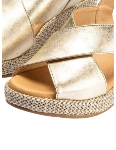 Sandali con Zeppa Bassa Oro Pitillos 11265 | Pelle Metallizzata
