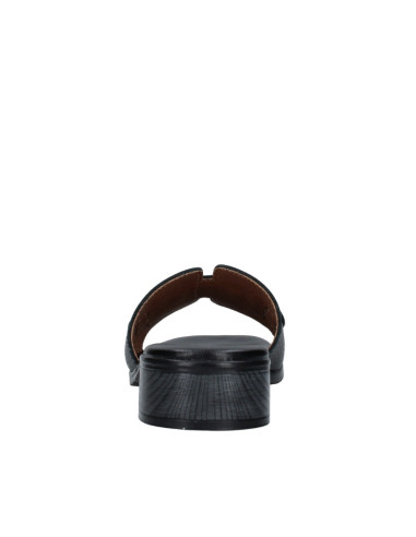 Ciabattina con Tacco Basso e Morsetto Nero Oh My Sandals | Glamour Shop