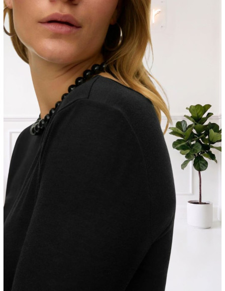 Vero Moda T-shirt Manica Lunga Nera – Scollo a Barca e Orlino Ondulato