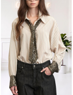 Camicia gessata con cravatta in paillettes