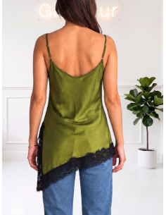 Top Satinato con Pizzo Asimmetrico Olio - Zahjr