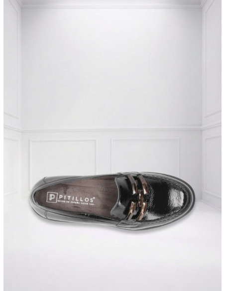 Mocassino Donna in Vernice Nero con Morsetto Pitillos | Glamour Shop