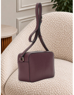 Camera Bag Bordeaux Effetto Saffiano con Fibbia Dorata -...