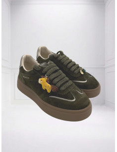 Sneakers scamosciata verde accessorio
