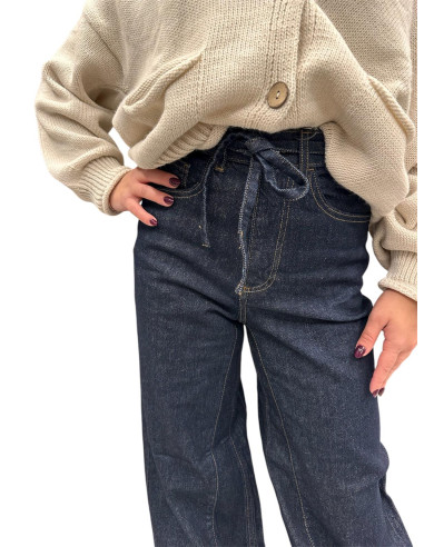Jeans_wide_leg_sbiego_2.png