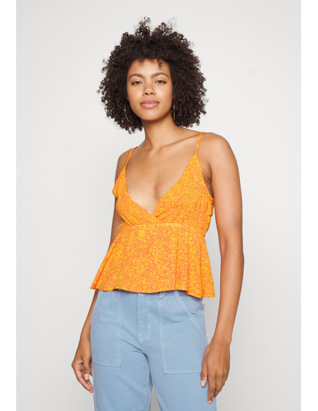 Top_crop_bretelline_VERO_MODA__0.png