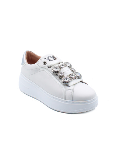 Sneakers__charm_quadrato_1.png