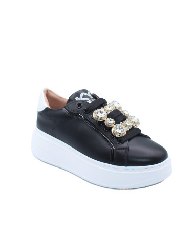 Sneakers__charm_quadrato_3.png