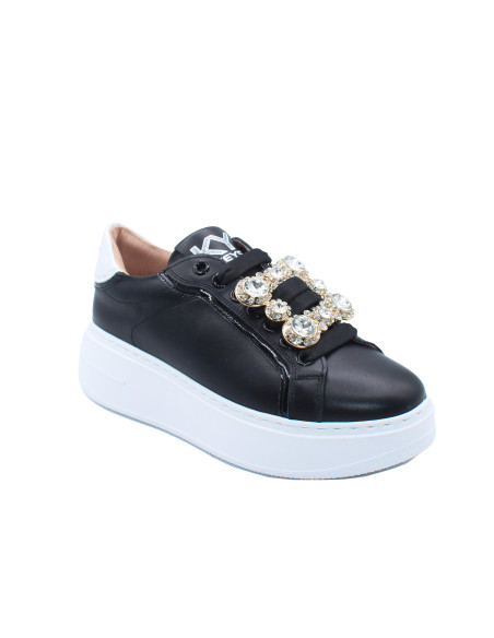 Sneakers__charm_quadrato_3.png