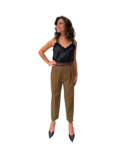 Pantalone dritto con cinta