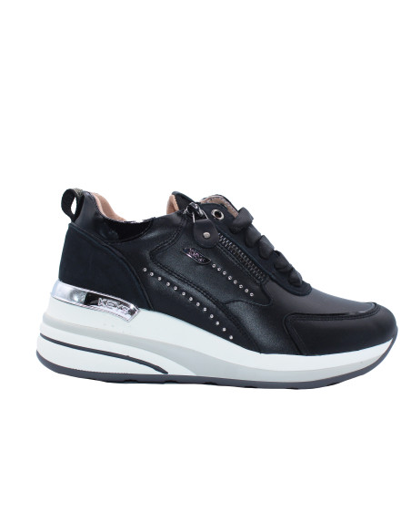 Sneakers_borchiette_tonde_zip_laterale_2.png