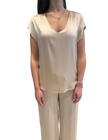 Blusa_scollo_V_eff._satin_2.png
