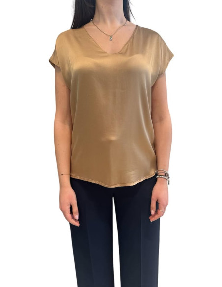 Blusa_scollo_V_eff._satin_3.png