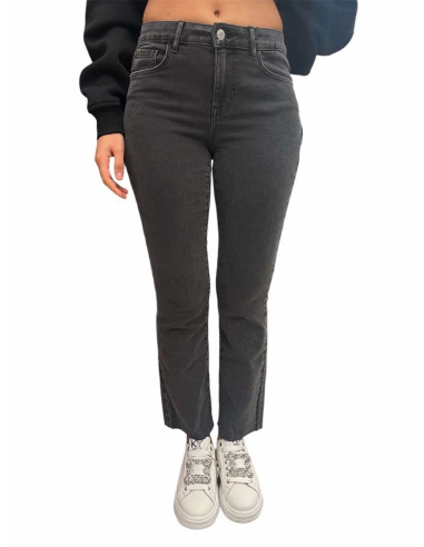 Jeans_a_trombetta_fondo_sfilato_0.png