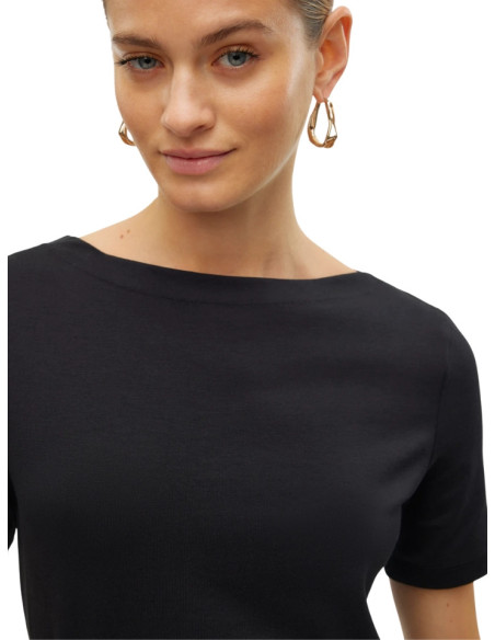 T-shirt donna nera scollo barca Vero Moda