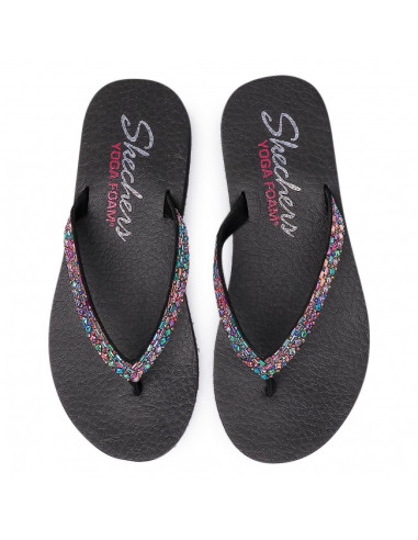 Skechers_meditation_-_SHINE_AWAY_2.png