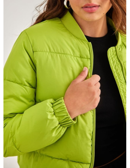 Bomber_corto_VERO_MODA_3.png
