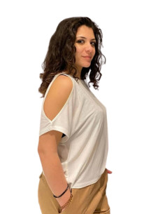 Zahjr: T-Shirt a Manica Corta con Omeri Scoperti – Latte