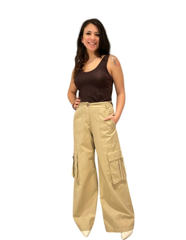 Pantalone cargo donna camel largo con tasche laterali