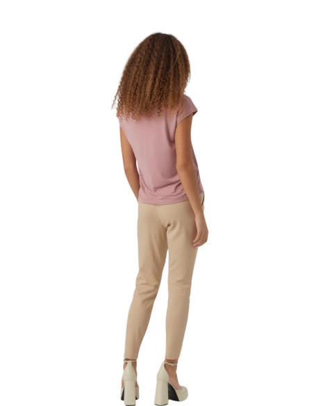 T-shirt Scollo a V Vero Moda rosa antico in Tencel™