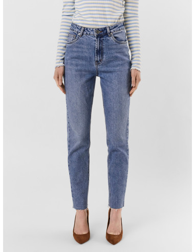 Jeans_regular_t._vivo_VERO_MODA_1.png