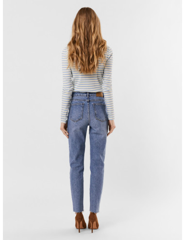 Jeans_regular_t._vivo_VERO_MODA_2.png