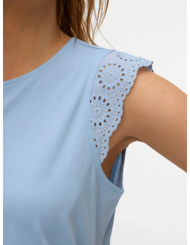 T-shirt celeste donna con pizzo San Gallo Vero Moda