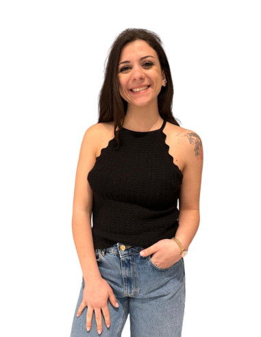 Top nero uncinetto scollo america Vero Moda